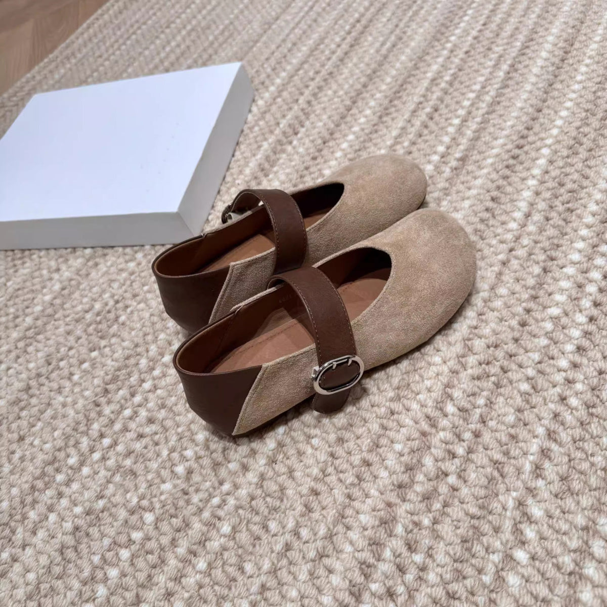 Women's French Style Mary Jane Spring Retro Flat Bottom Two-word Wear Women's Fashion Shoes