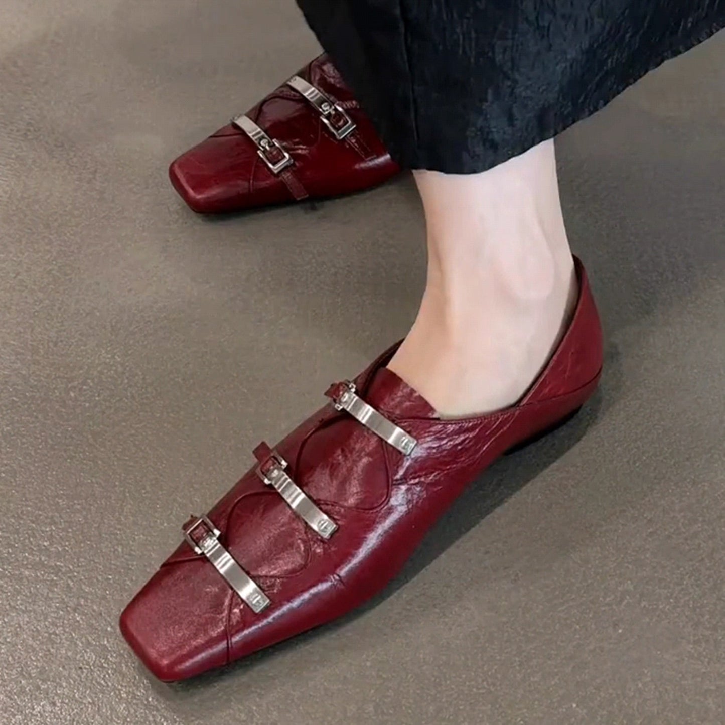 Women's Retro Metal Buckle Temperament Square Toe Flat Bottom Mary Jane Women's Fashion Shoes