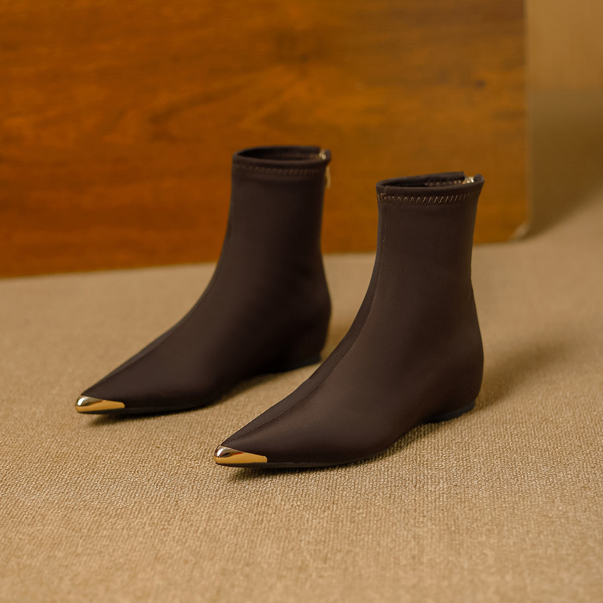 Height Increasing Female Metal Pointed Toe Stretch Thin Women's Leather Boots