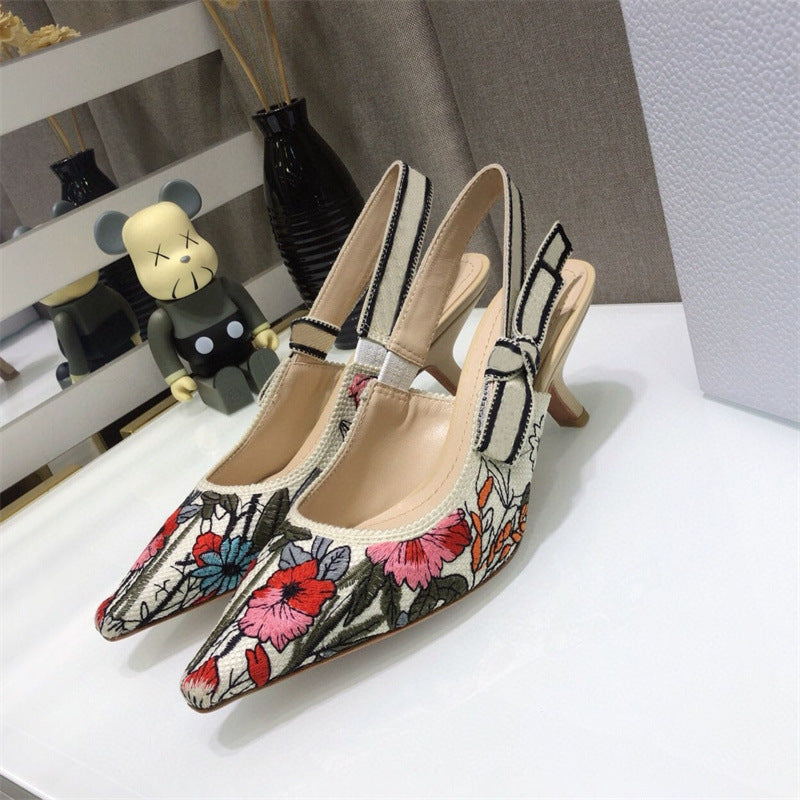 Women's Letters Ribbon Bow Closed Toe French Style Cat Pointed High Heeled Sandals
