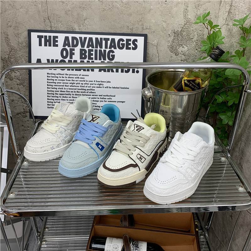 Men's Couple Large Size Soft Sole Lightweight Fashionable Breathable Women's Casual Shoes