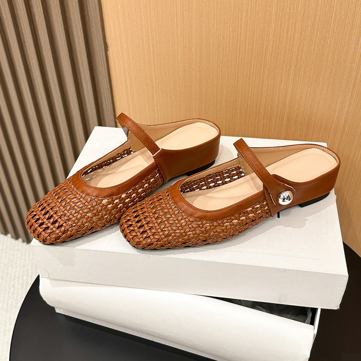 Women's Square Toe Woven Hollowed Breathable Height Increasing Insole Back Open Women's Fashion Shoes
