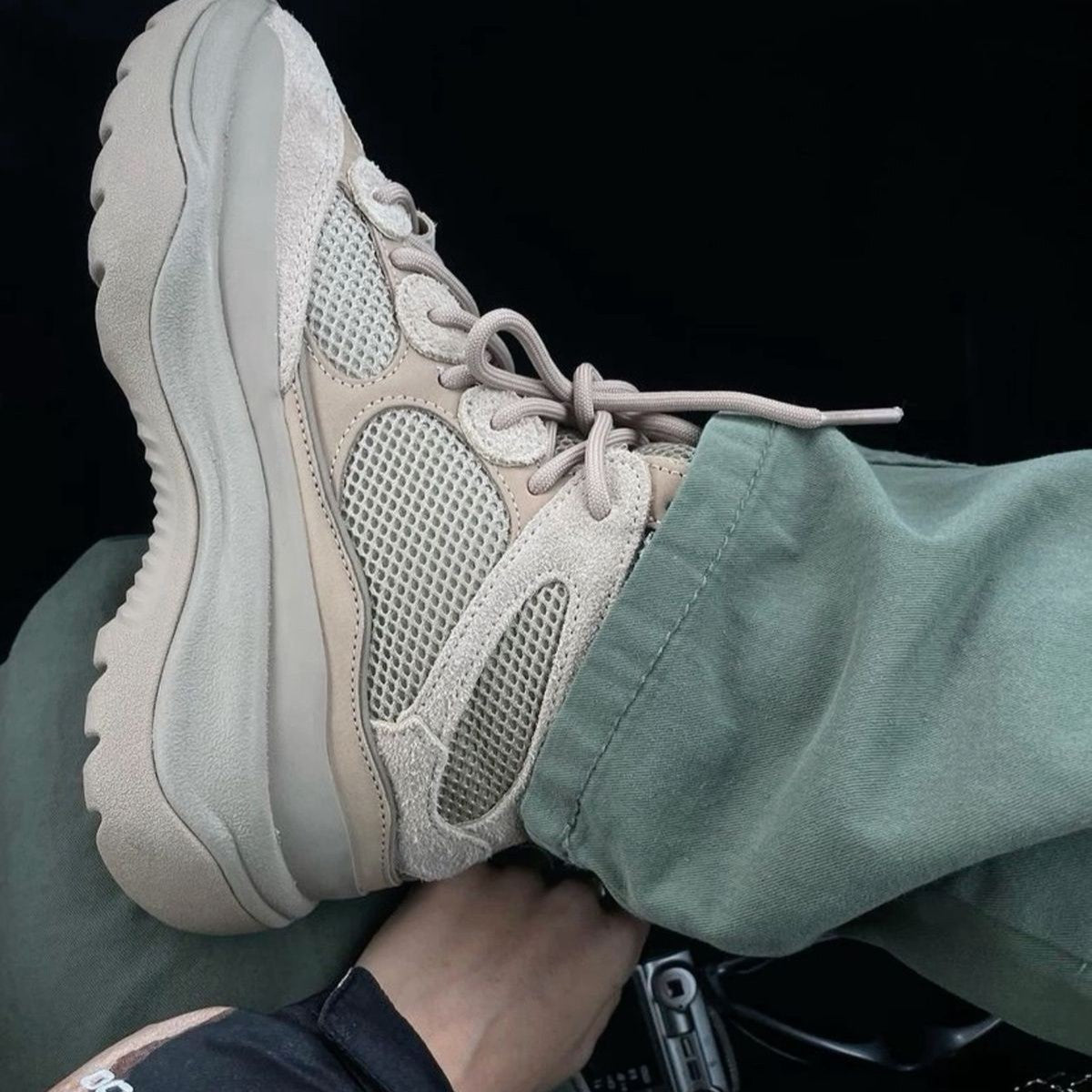 Desert Spring Coconut Thick Bottom Trendy Men's Sports Shoes