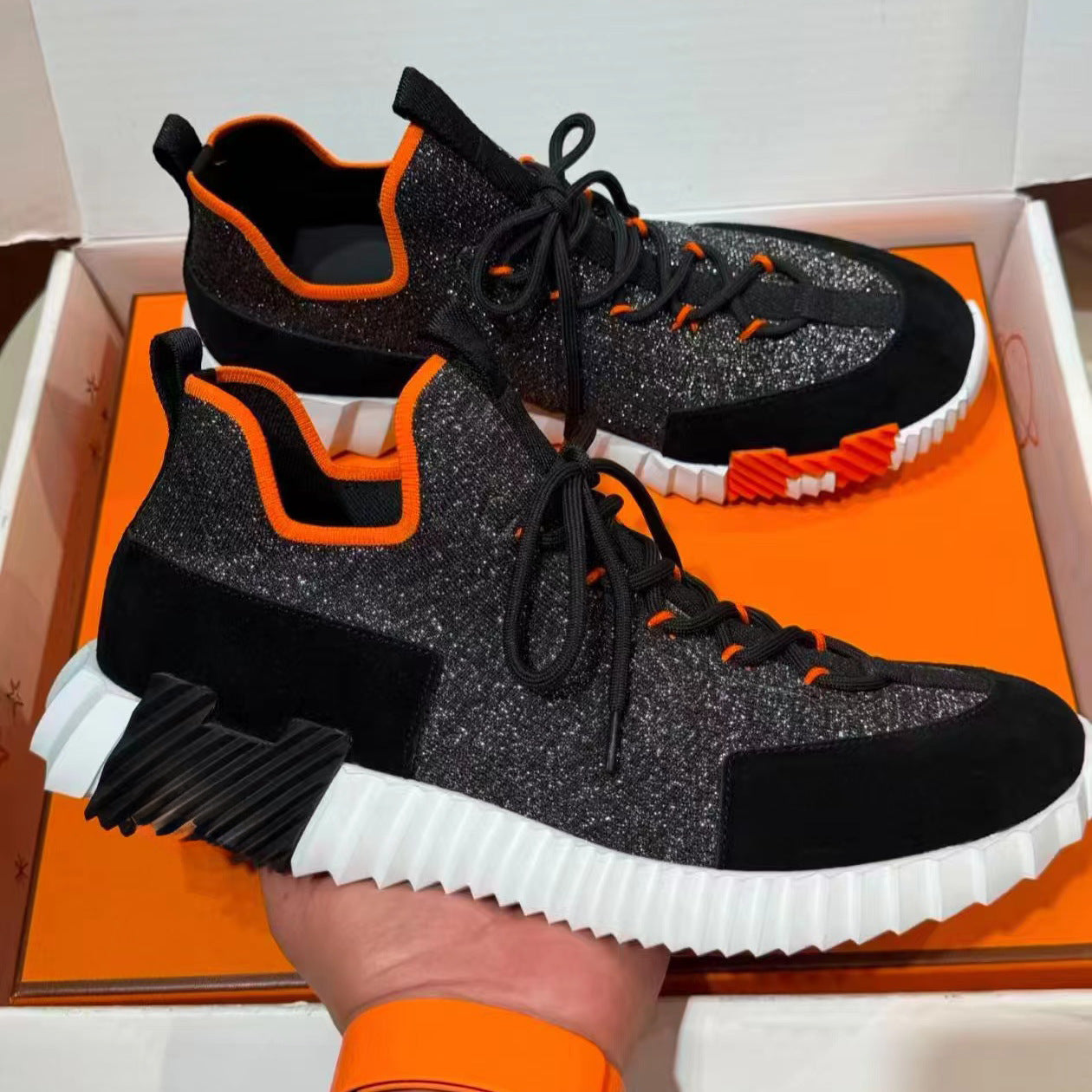 Men's Breathable Mesh Lace Up Lightweight Trendy Men's Sports Shoes
