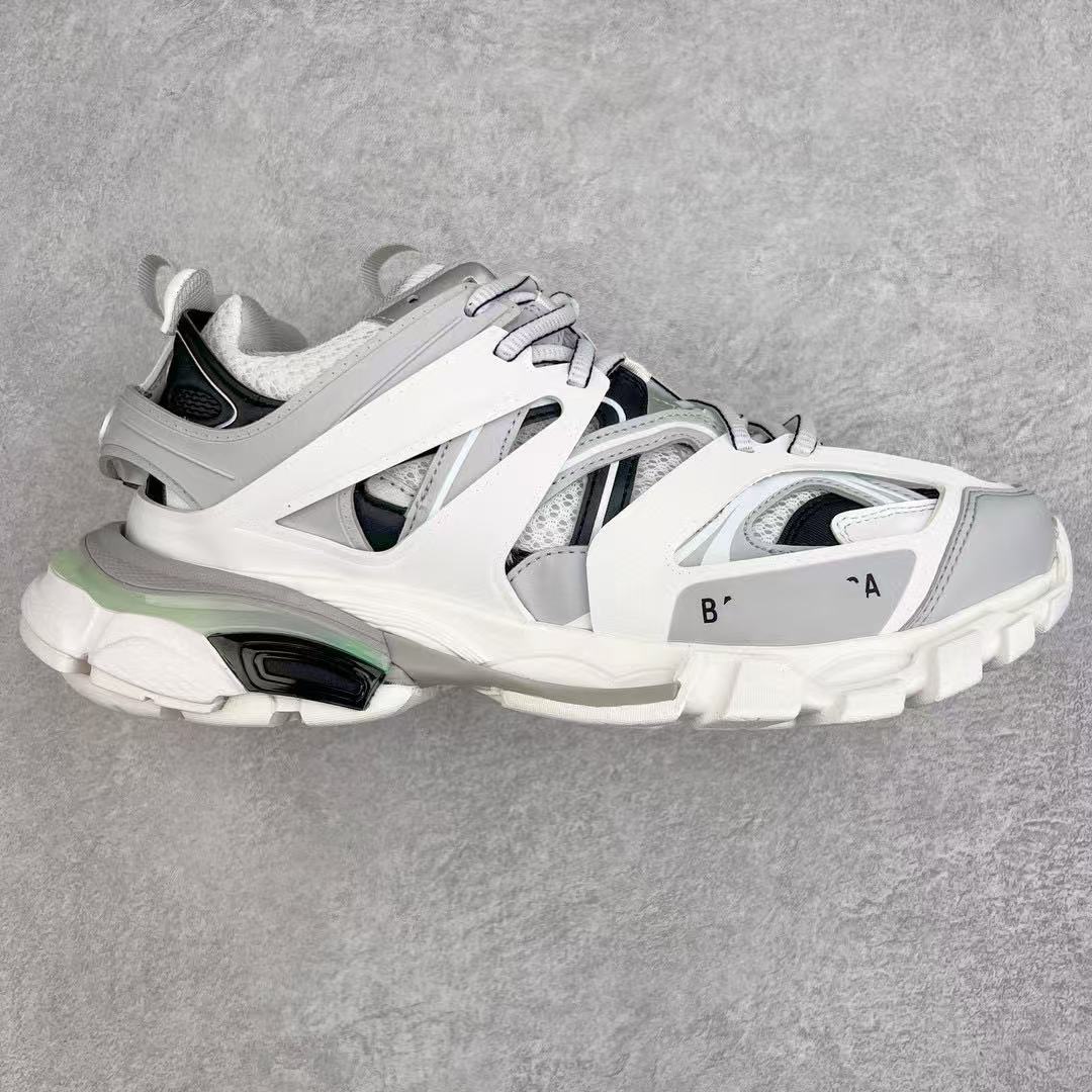 Women's & Men's Paris Three Generations Light Dad Thick Bottom Elevator Wild Men's Sports Shoes