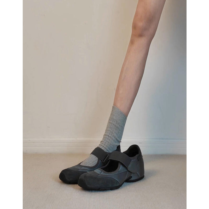 Women's Version Niche Retro Round Toe Invisible Elevated Velcro Mary Jane Casual Shoes
