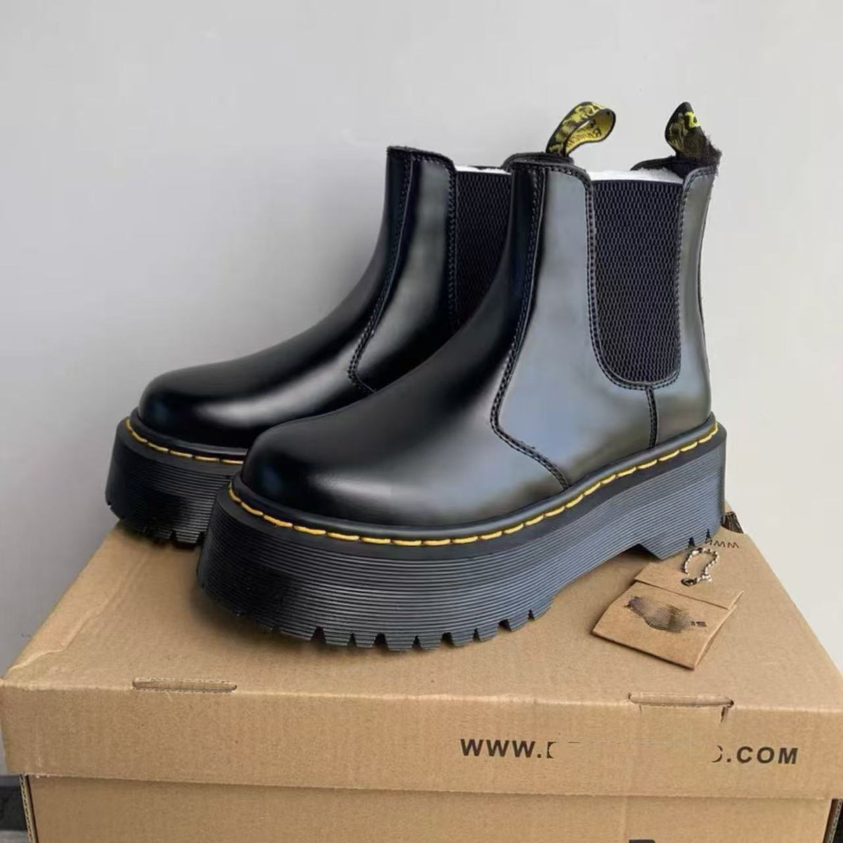 Men's & Women's Chelsea Cowhide Real Line Worker Good Women's Leather Boots