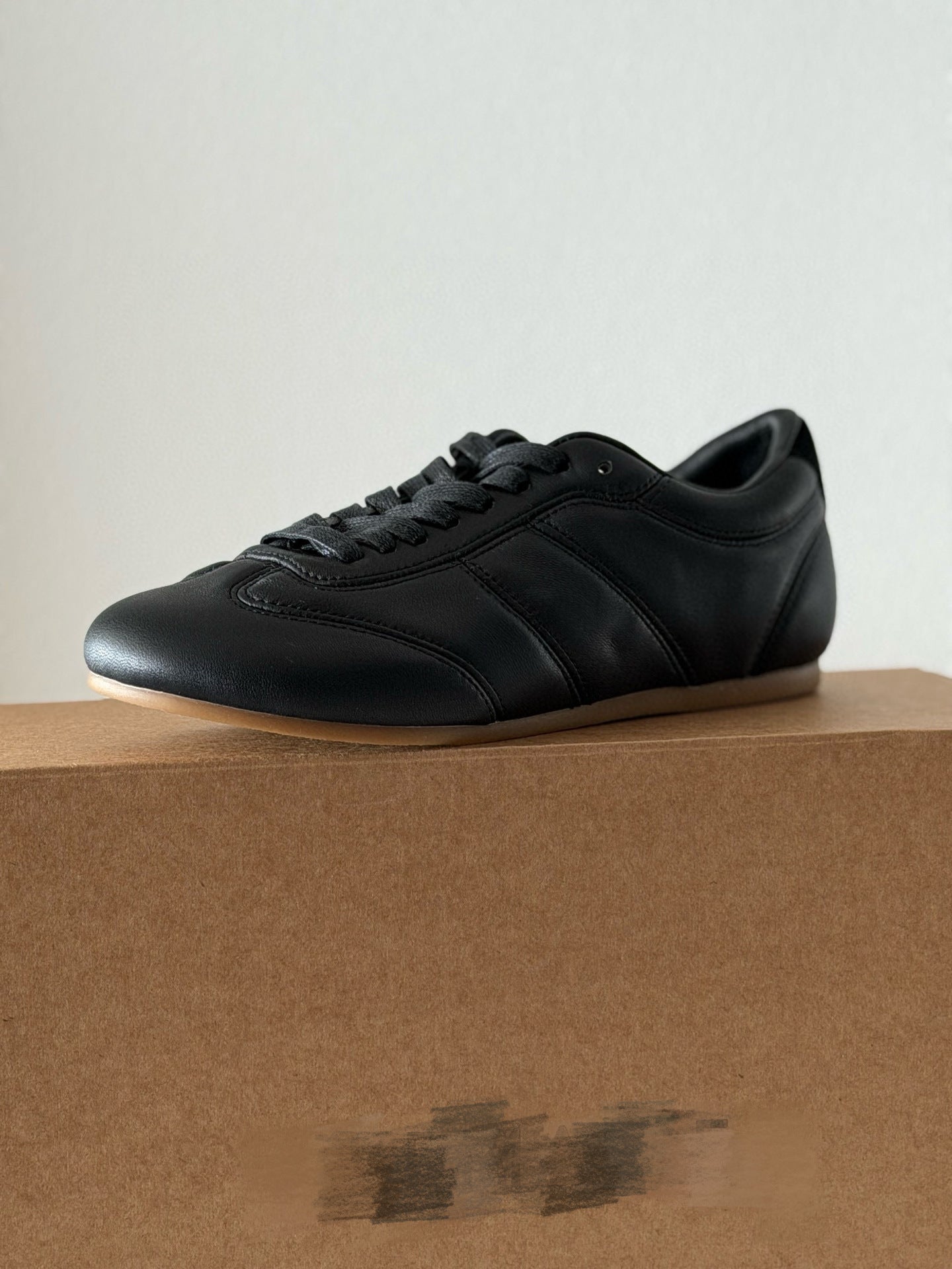 Women's German Training Flat Retro Lace Up Soft Bottom Bread Casual Shoes