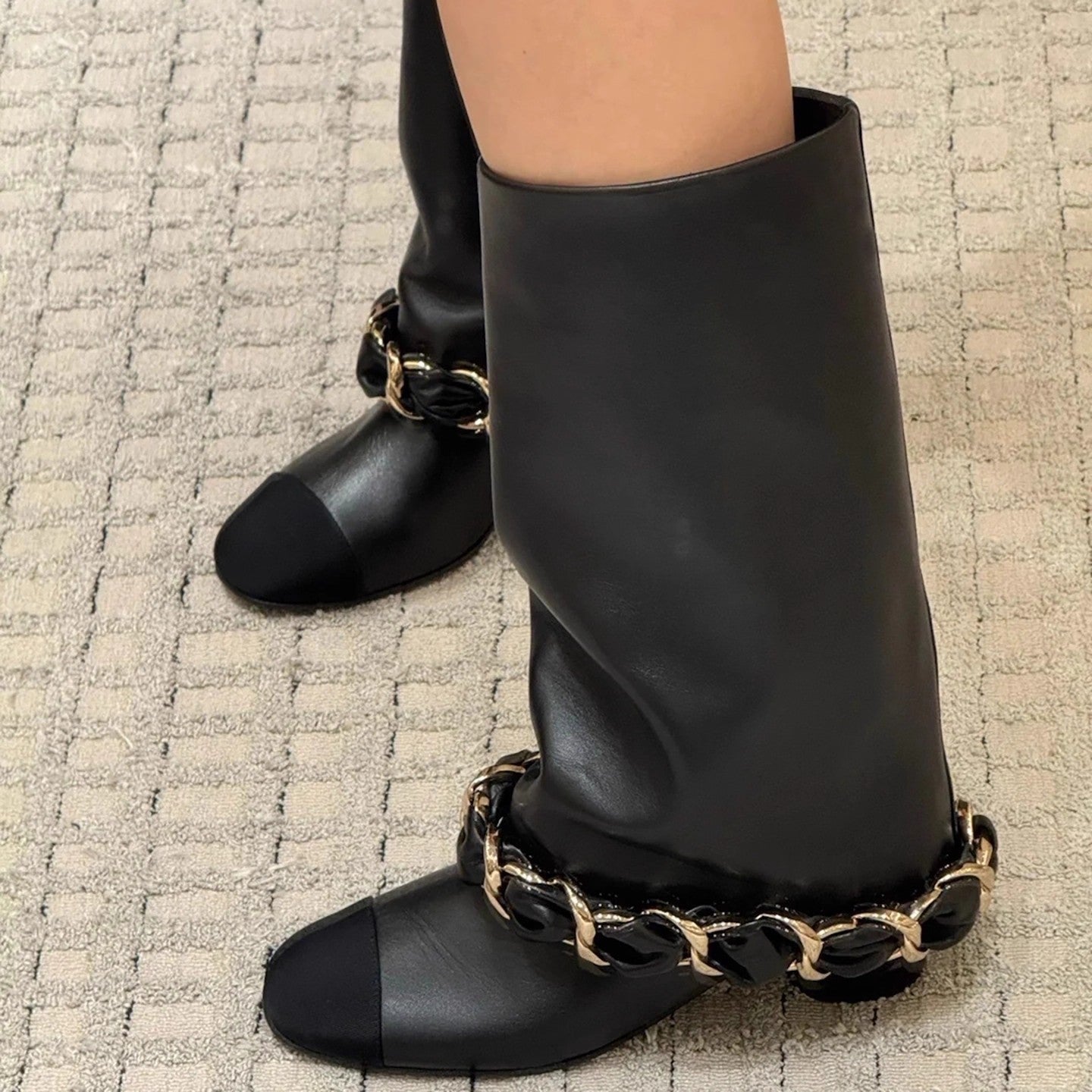 Women's Style Chunky Metal Chain Pantyhose Fashion Boots