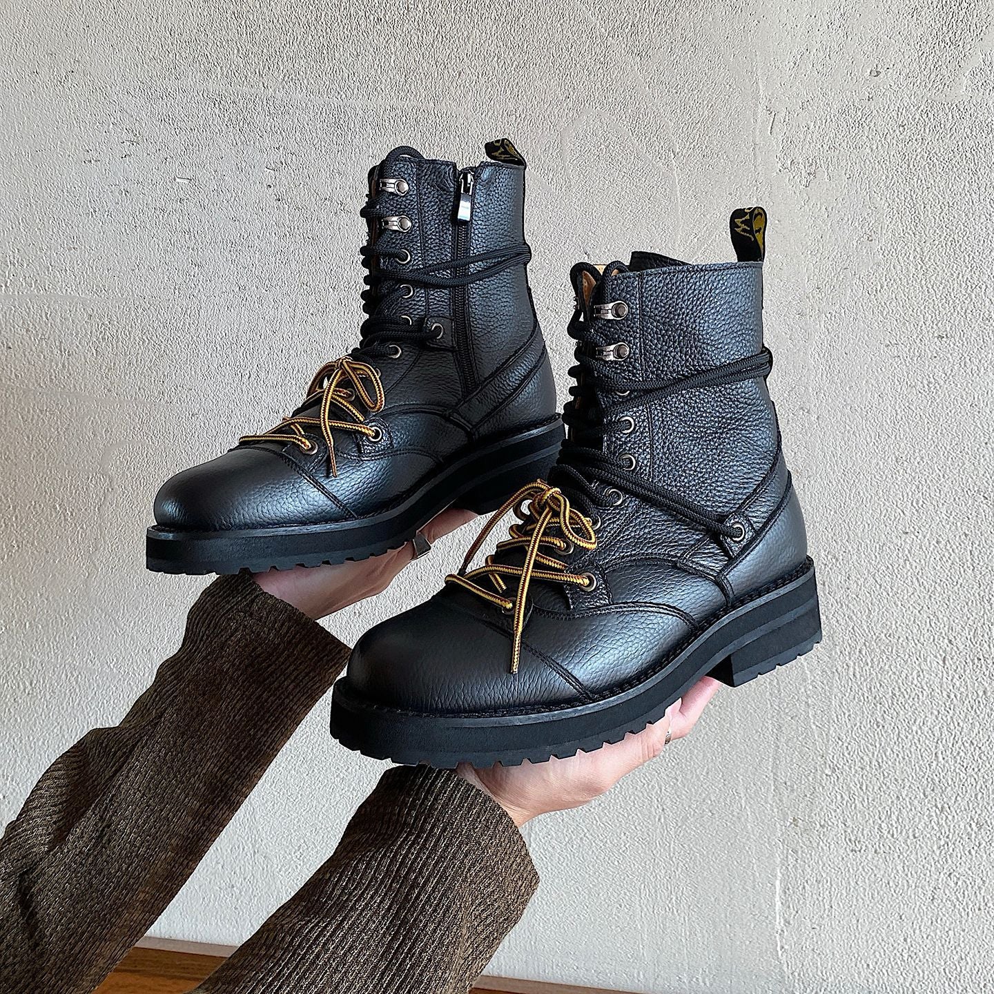 Top Layer Cowhide Round Head Chunky Martin High Waterproof Platform Heels