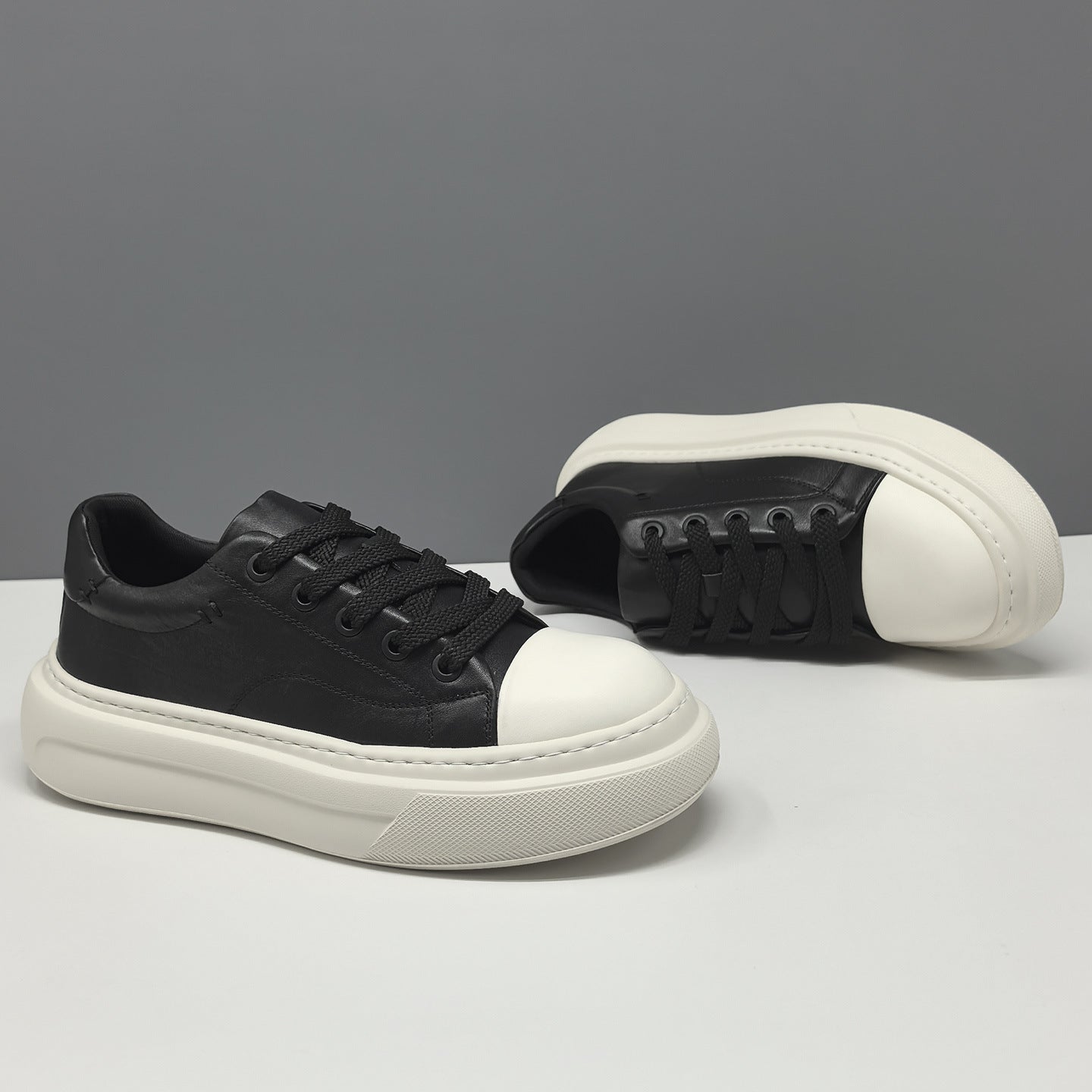 Men's Thick Bottom Fashionable Top Layer Cowhide Casual Shoes