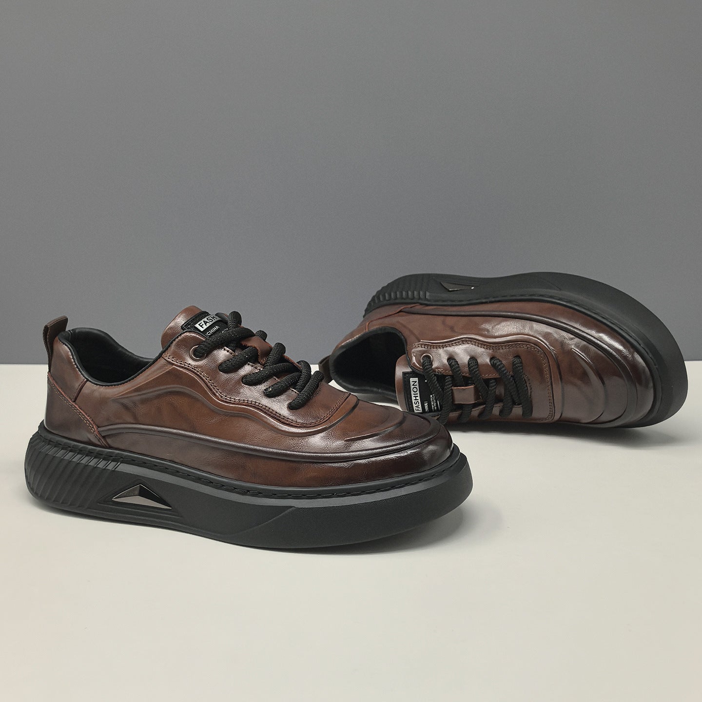 Men's Layer Cowhide Breathable Board Fashionable Genuine Men's Shoes
