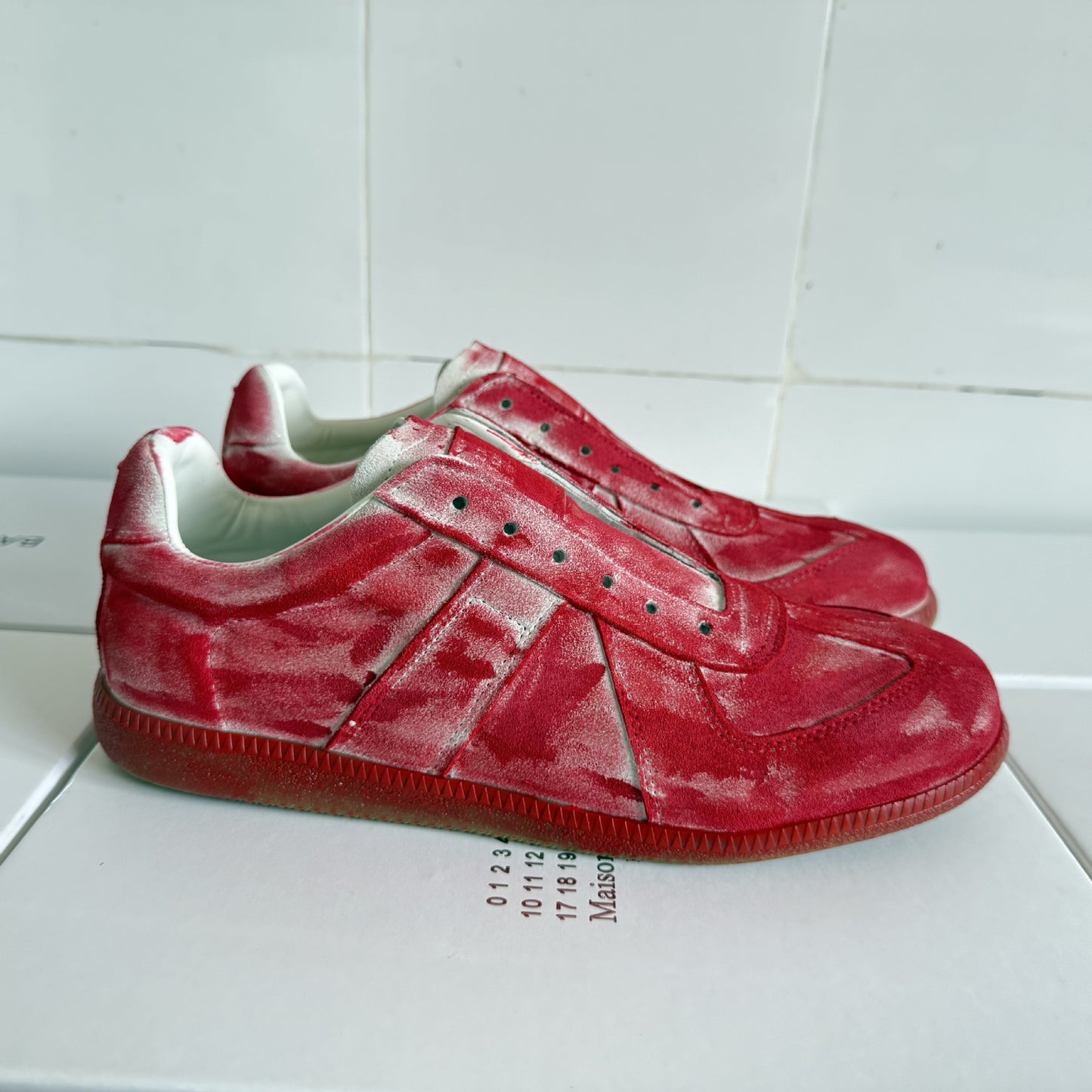 Women's & Men's Rubber Sole Low Top Genuine German Men's Sports Shoes
