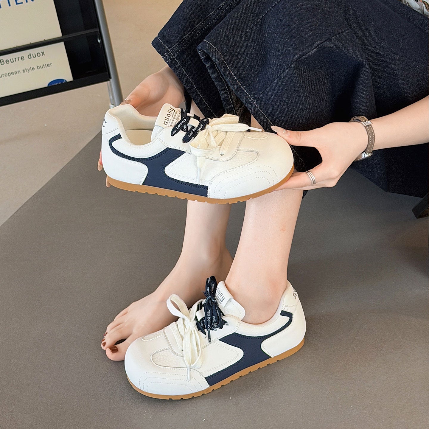 Women's Soft Sole Genuine Clown Cute Spring Double Ribbon Women's Sports Shoes