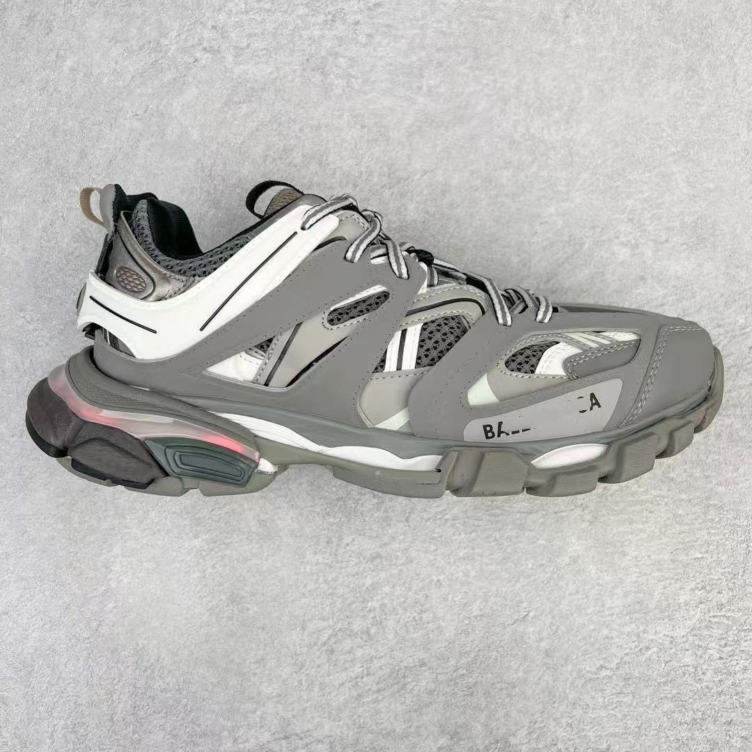 Women's & Men's Paris Three Generations Light Dad Thick Bottom Elevator Wild Men's Sports Shoes