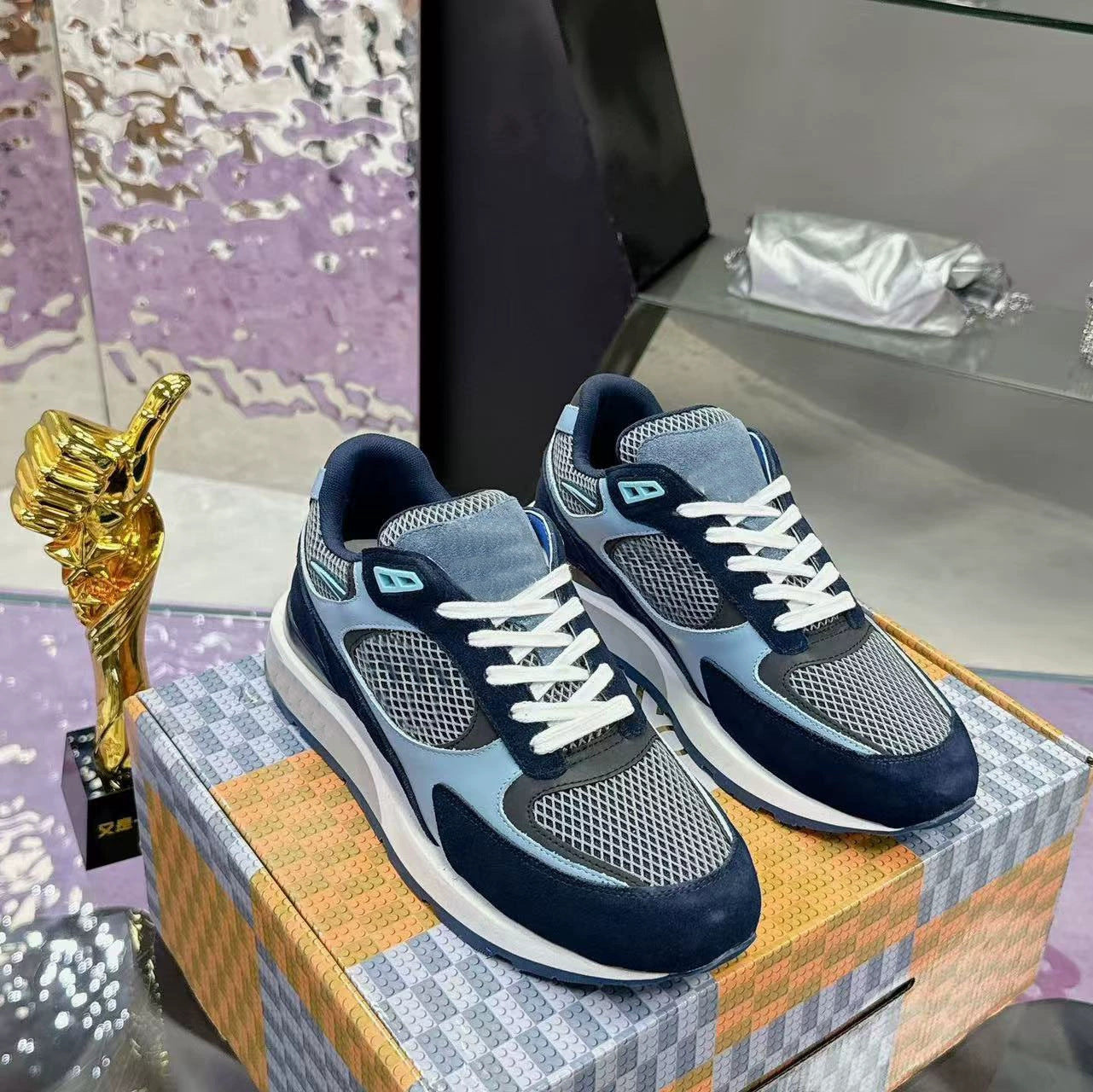 Men's Donkey's High Version Drawer Box Platform Height Increasing Round Sneakers