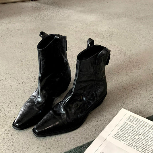 Women's Pointed Toe V-shaped Mouth Slimming Thick Wrinkle Western Short Martin Women's Leather Boots