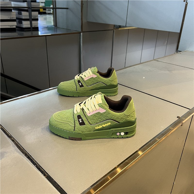 Women's & Men's Quality Couple Soft Sole Lightweight Fashion Breathable Women's Shoes