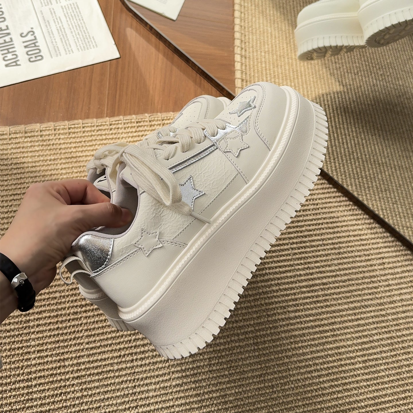 Height Increasing Genuine Platform White Super Hot Portable Small Popular Sneakers