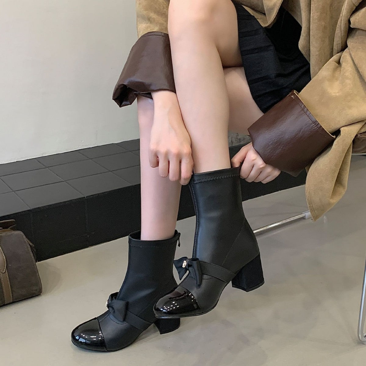 Women's Style French Bow Color Block Chunky Princess Wind Chain Chelsea Boots