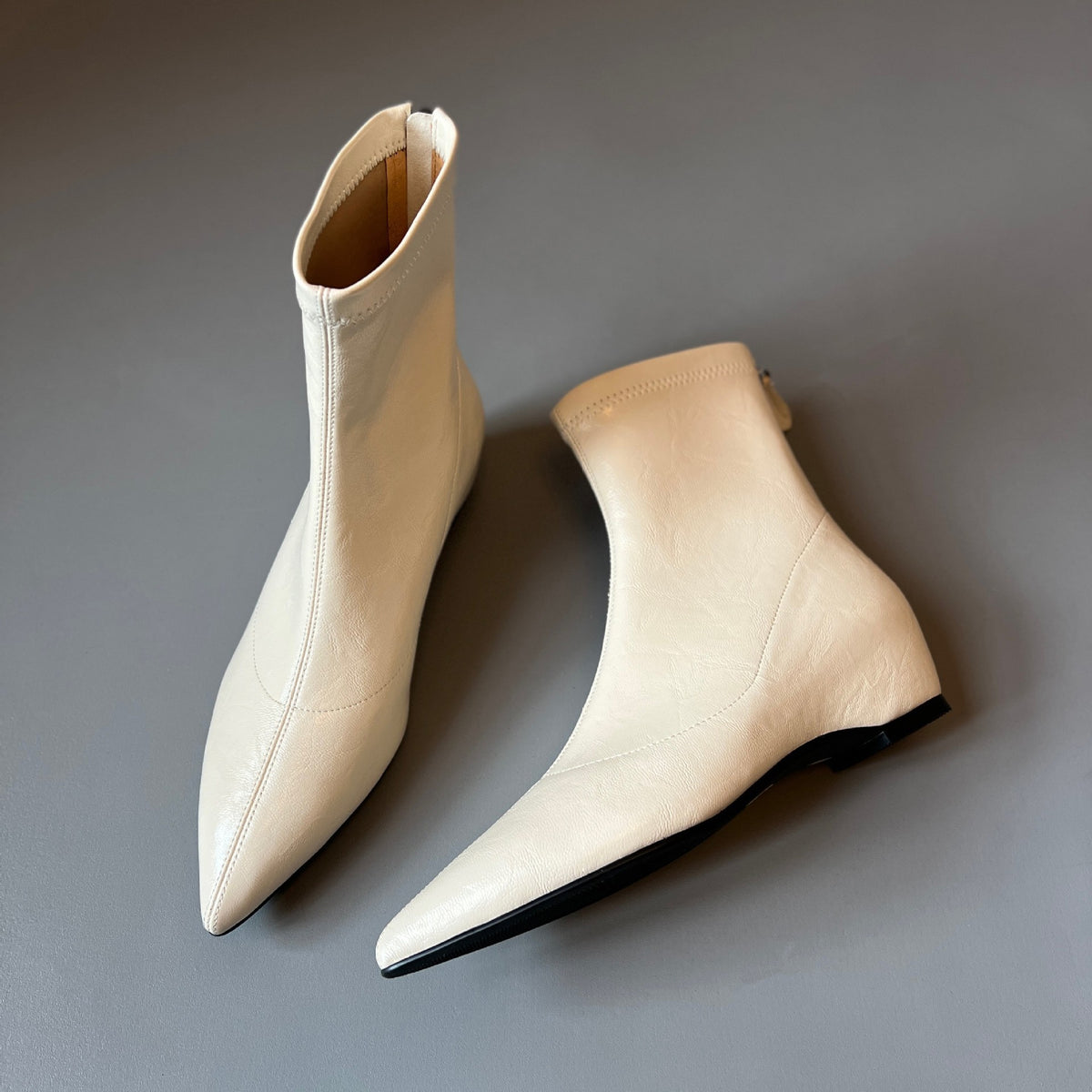 Height Increasing Insole Skinny Flat Bottom Pointed Toe Boots