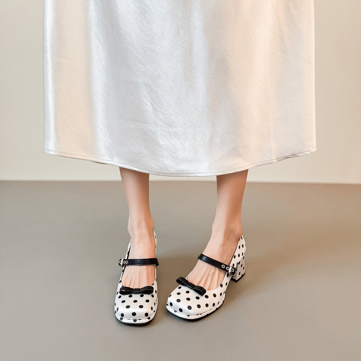 Women's Sweet Bowknot High Spring Chunky Increased Polka Dot Mary Jane Heels