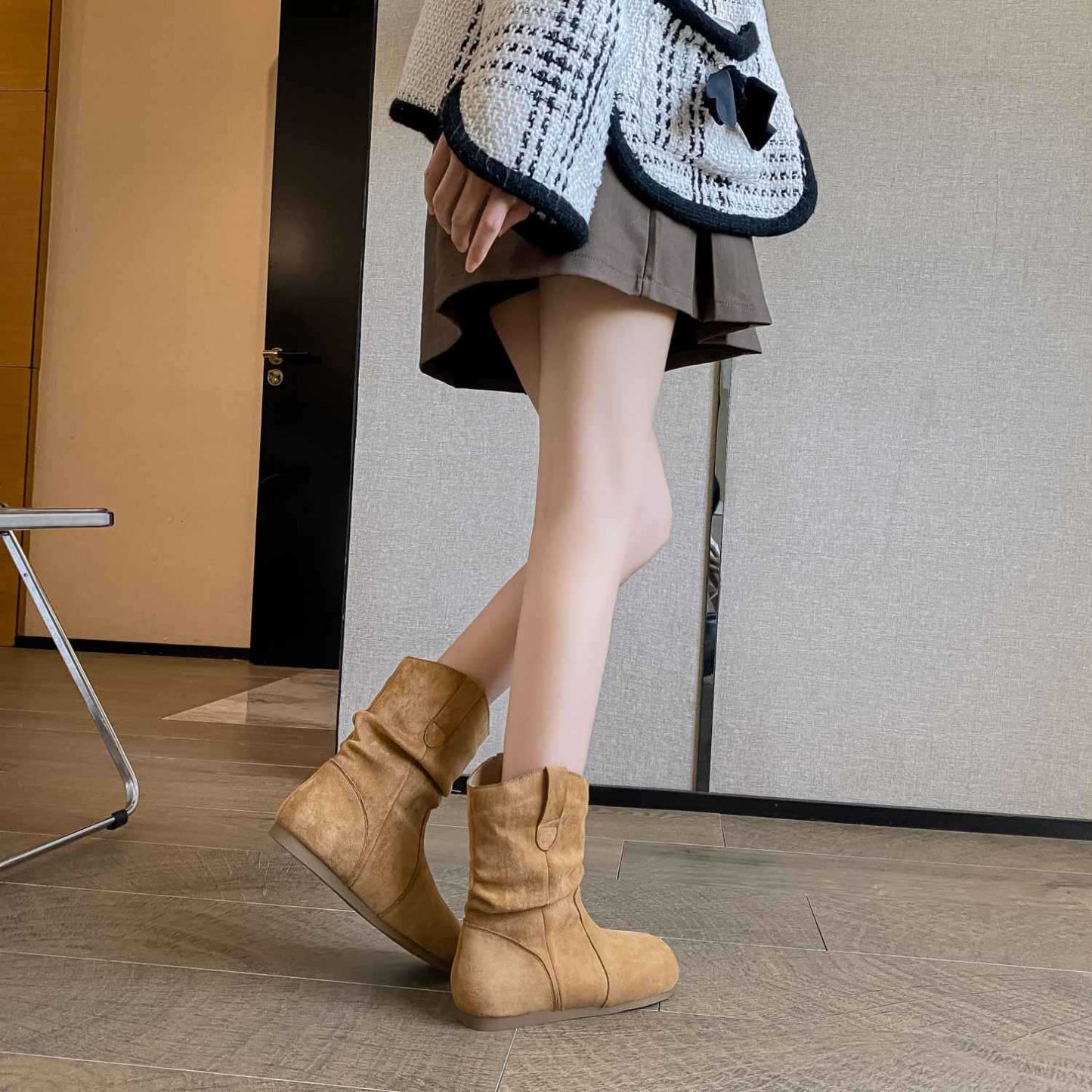 Women's Large Size Pile Style Middle Tube Boots