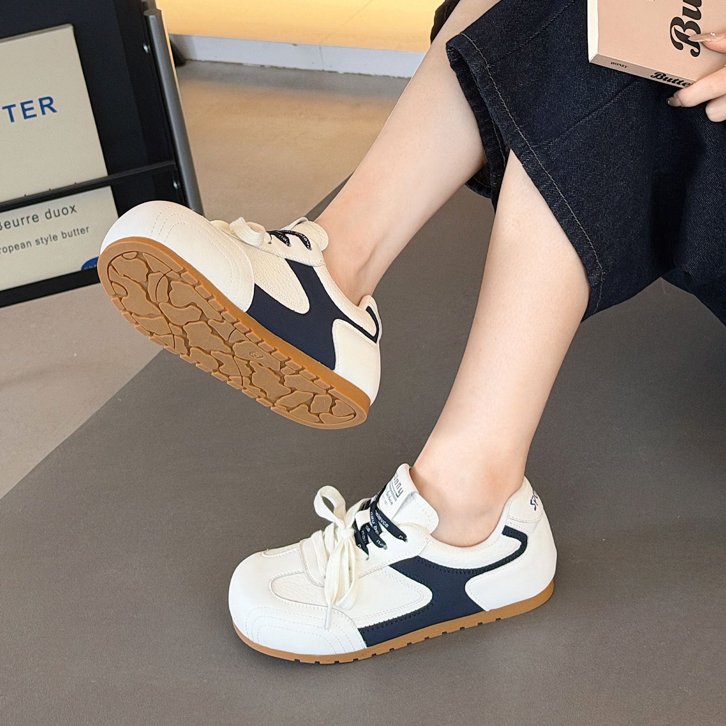 Women's Soft Sole Genuine Clown Cute Spring Double Ribbon Women's Sports Shoes