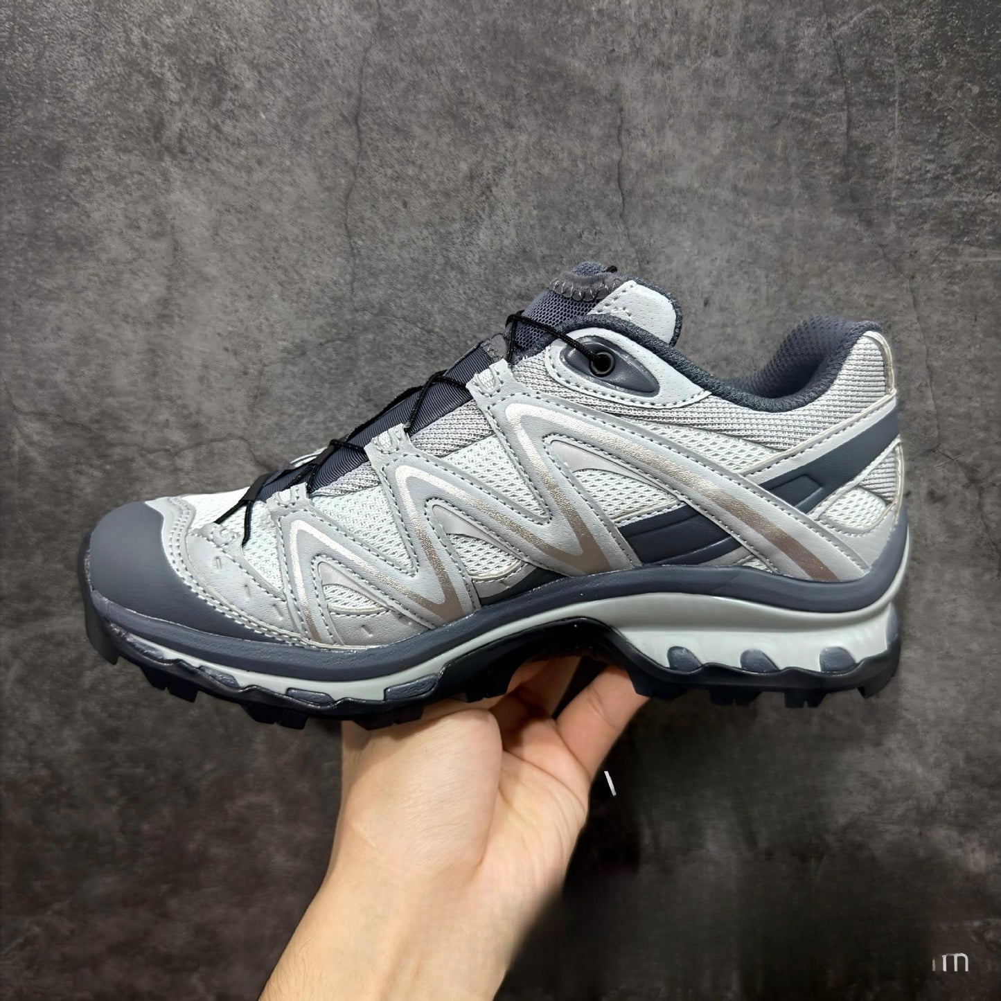 Salomon Outdoor Fashion Unisex Caramel Mocha Women's Sports Shoes
