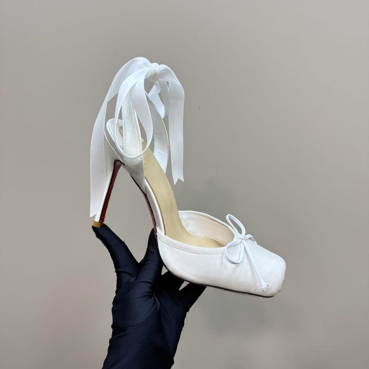 Women's Sole Catwalk Satin Ribbon Closed Toe Waterproof Platform Stiletto Ballet Women's Fashion Shoes