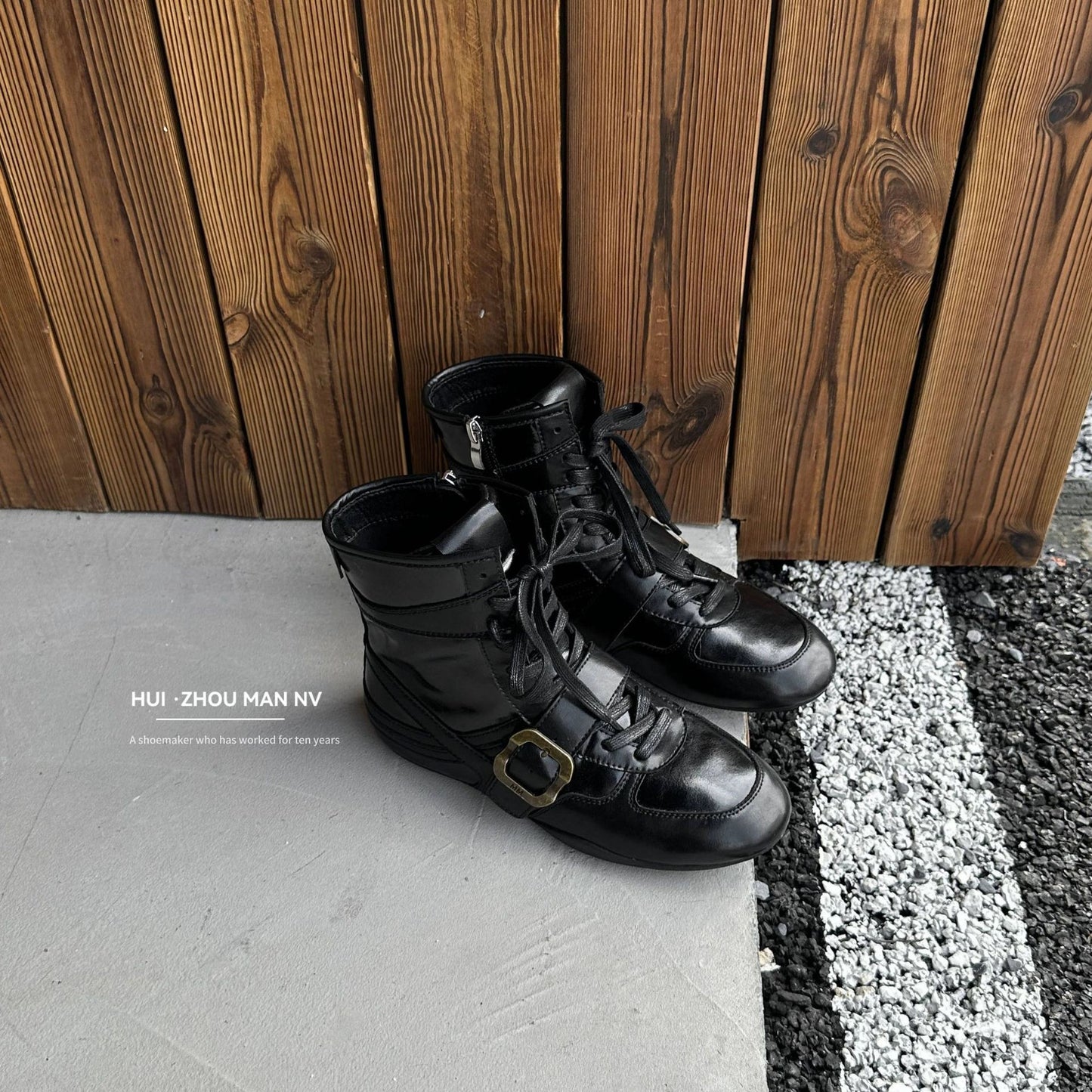 Women's Retro Style Belt Buckle German Training Round Toe Lace Up Women's Sports Shoes