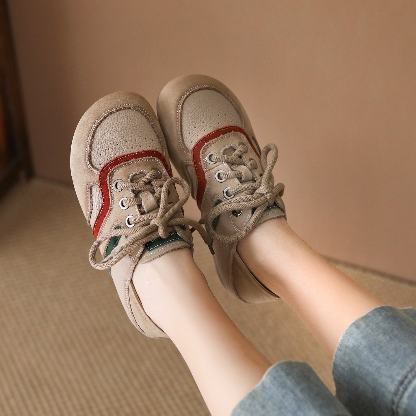 Women's Layer Cowhide Spring Round Toe Flat Bottom Comfort Not Tired Women's Casual Shoes