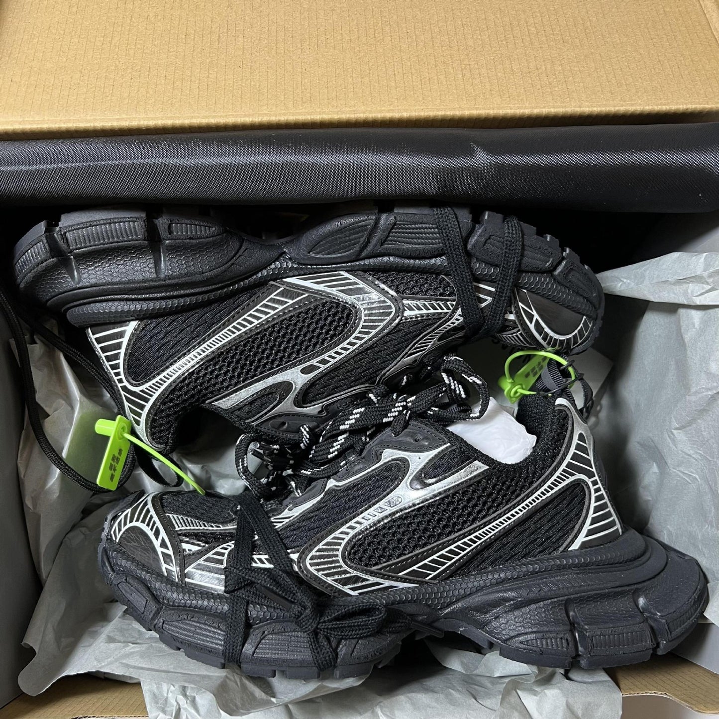 Paris Mesh Breathable Catwalk Retro Height Increasing Men's Sports Shoes