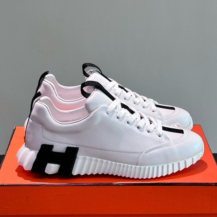 Embroidered Trendy Light Luxury Breathable Travel Men's Sports Shoes
