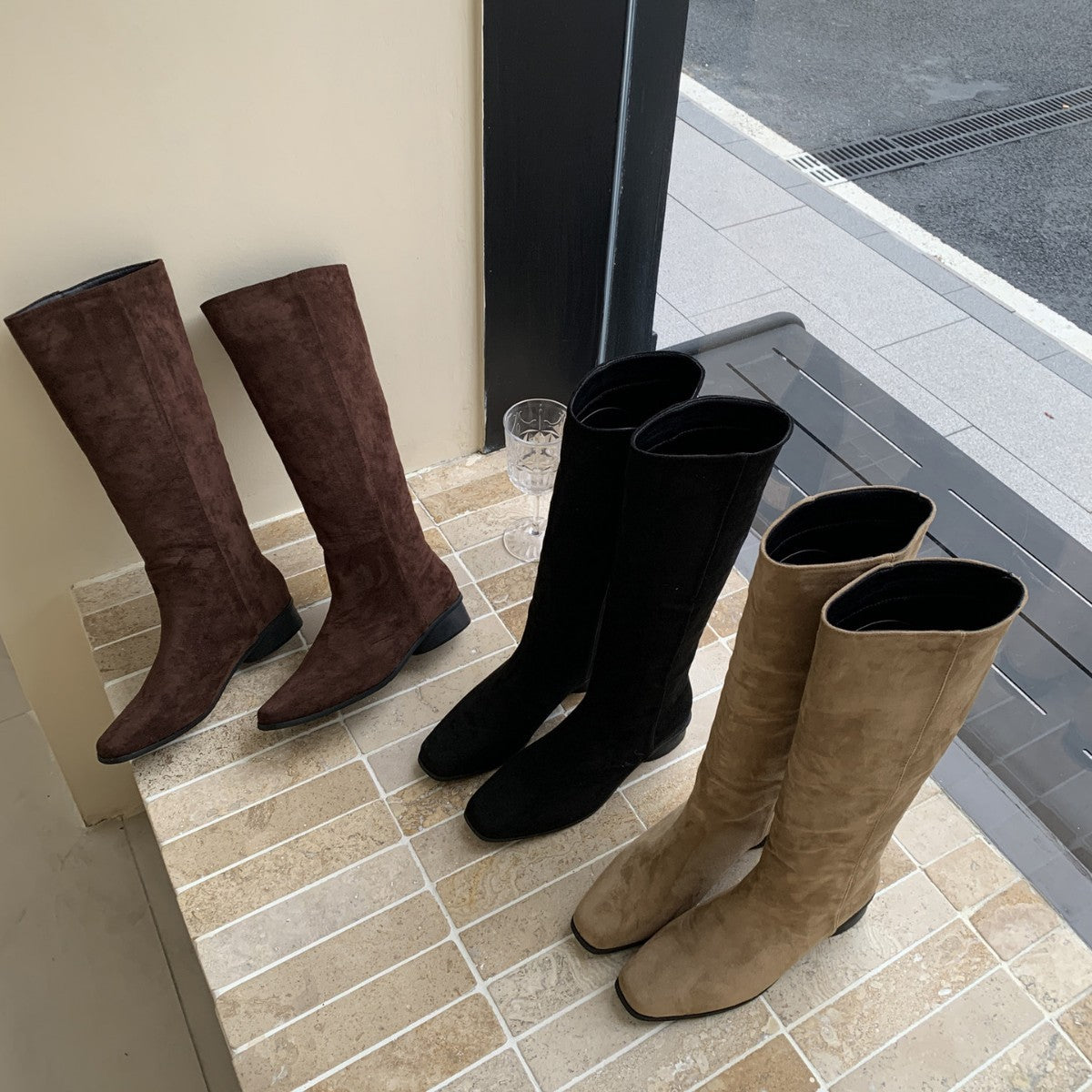 Women's Slip-on Retro Below The Knee Round Women's Leather Boots