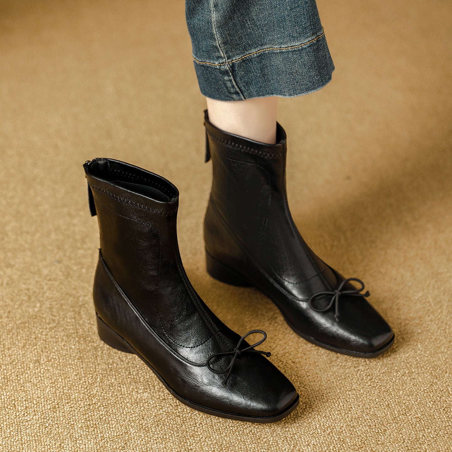 Women's Niche Design Back Zipper Square Toe Low Stretch Boots