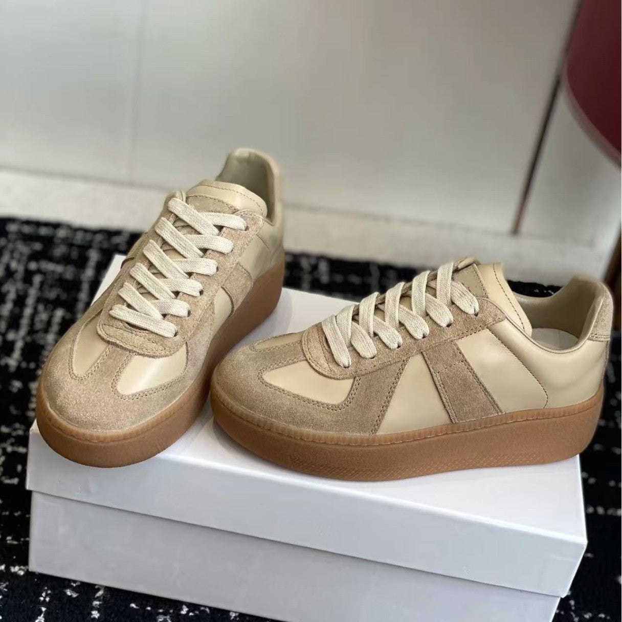 Women's Autumn Training Lightweight Breathable Increased Platform Sports Casual Shoes