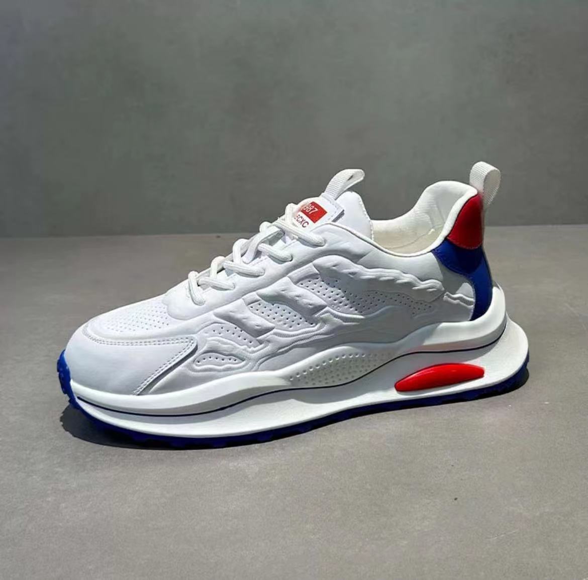 Men's Mesh Breathable Comfortable Quick Hand Dad Men's Sports Shoes