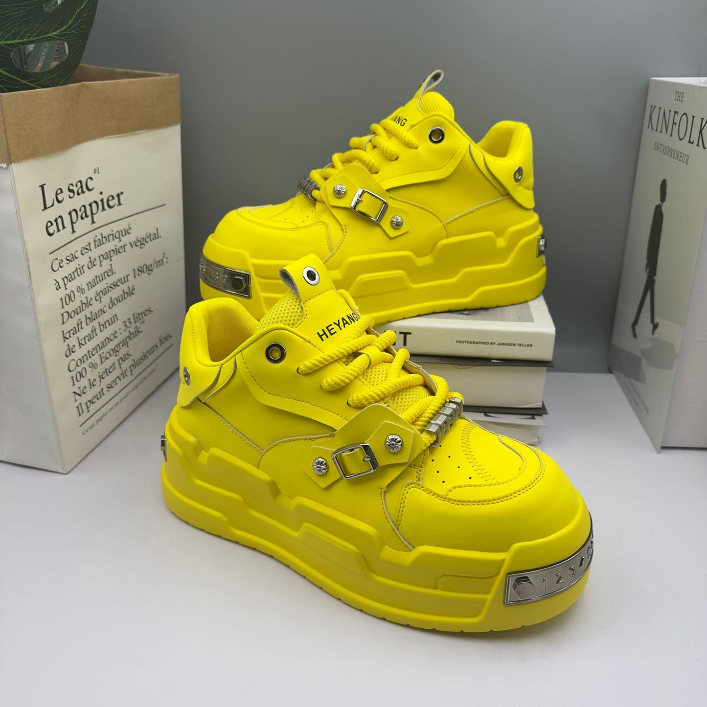 Women's & Men's Bread Thick Sole Height Increasing Fashionable White Design Couple Men's Casual Shoes