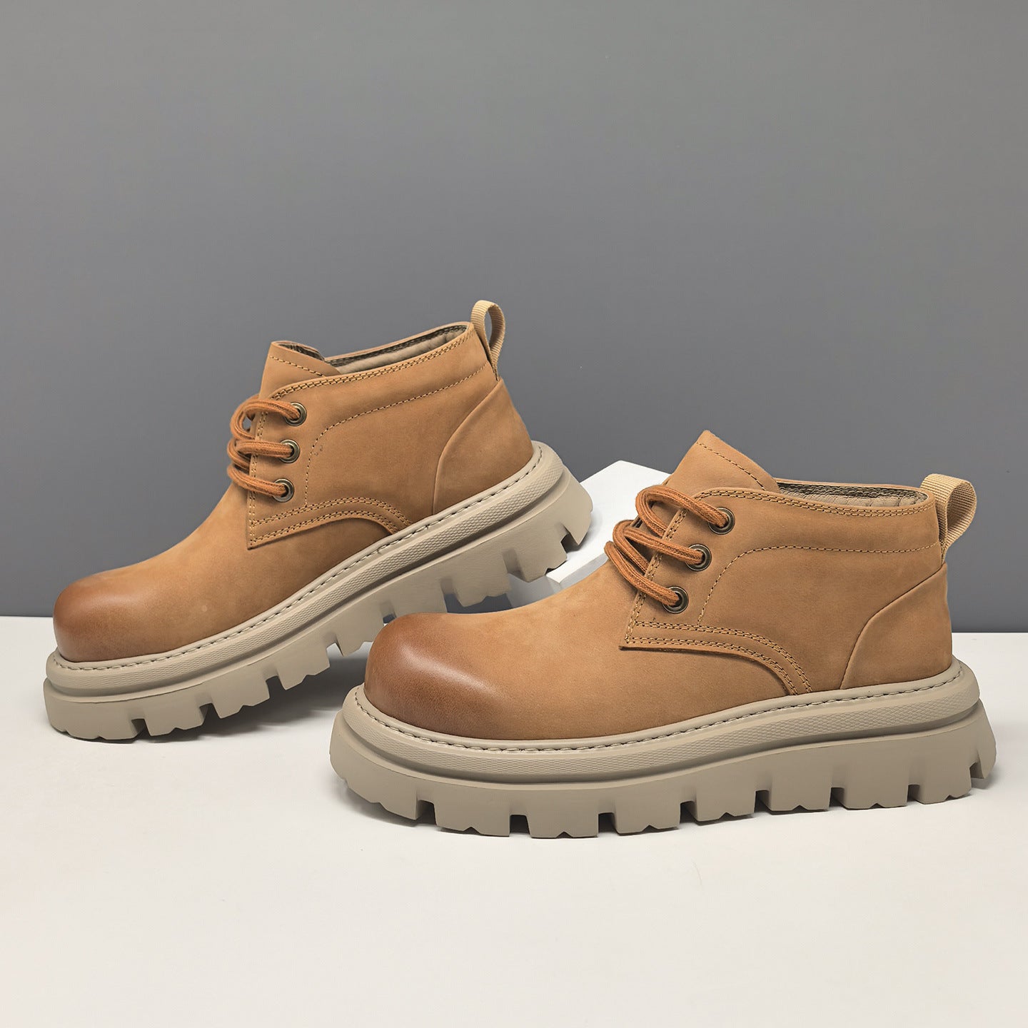 Men's Top Layer Cowhide Outdoor Low-cut Martin Men's Leather Boots