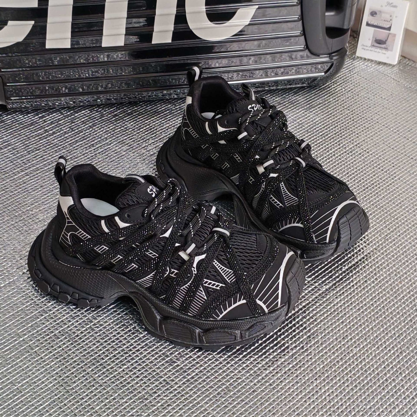 Women's Style Genuine Invisible Height Increasing Insole Dad Breathable Outdoor Mountaineering Sneakers