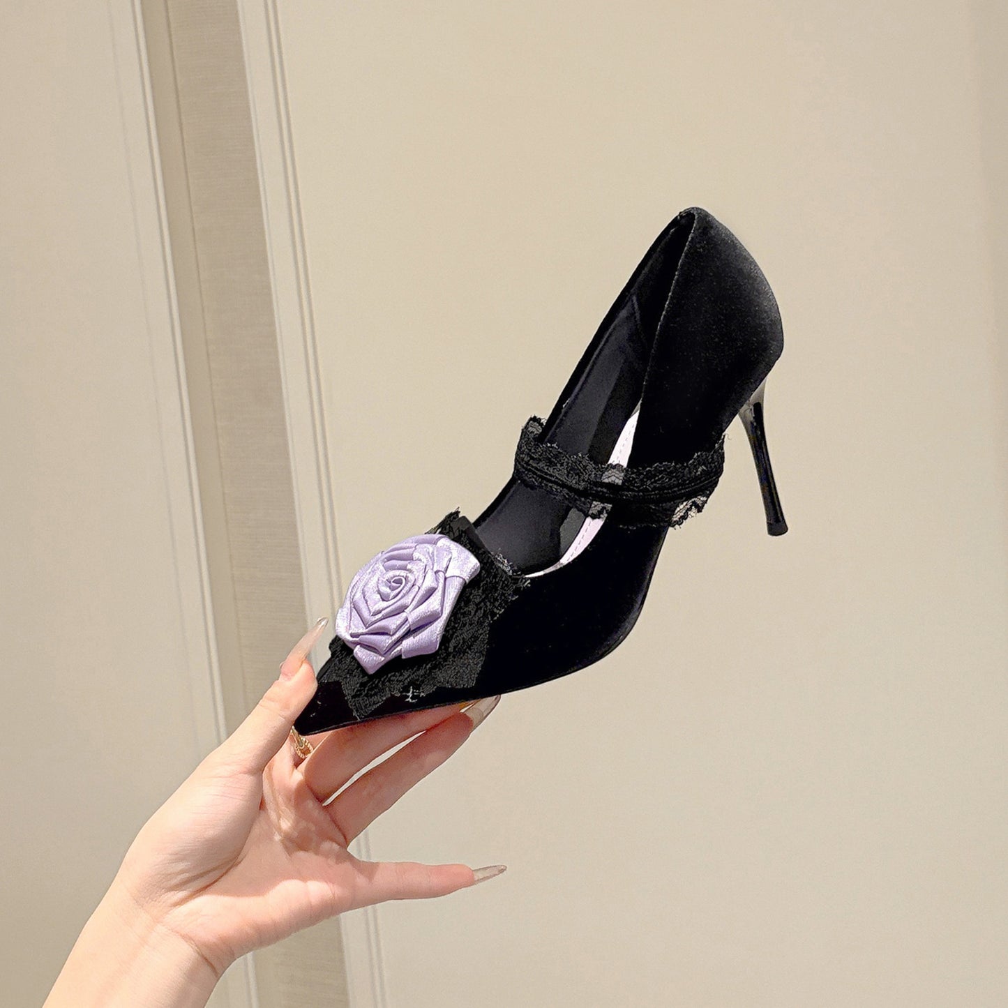 Women's Block Pointed Toe Shallow Mouth Suede Dignified Flowers Women's Fashion Shoes
