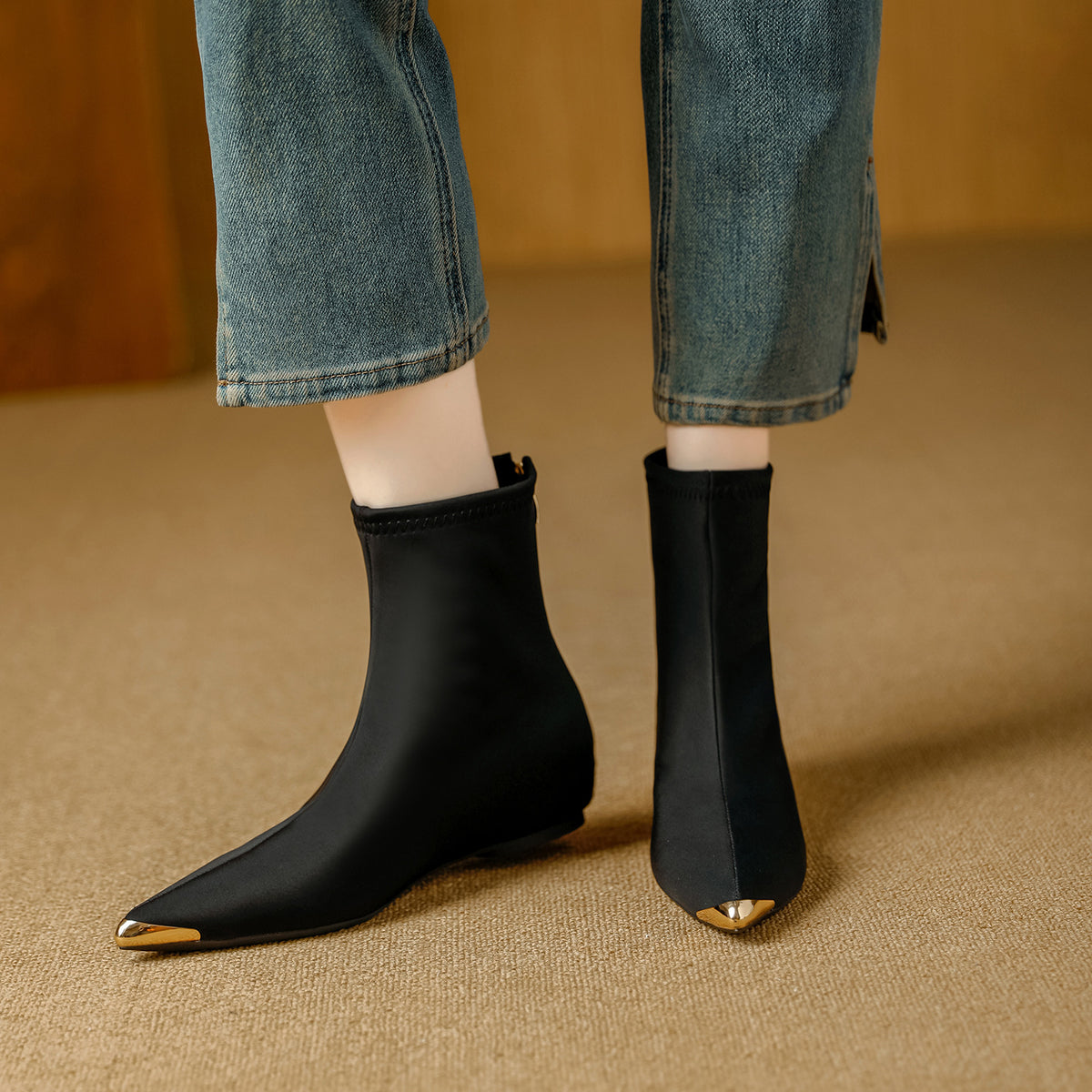 Height Increasing Female Metal Pointed Toe Stretch Thin Women's Leather Boots