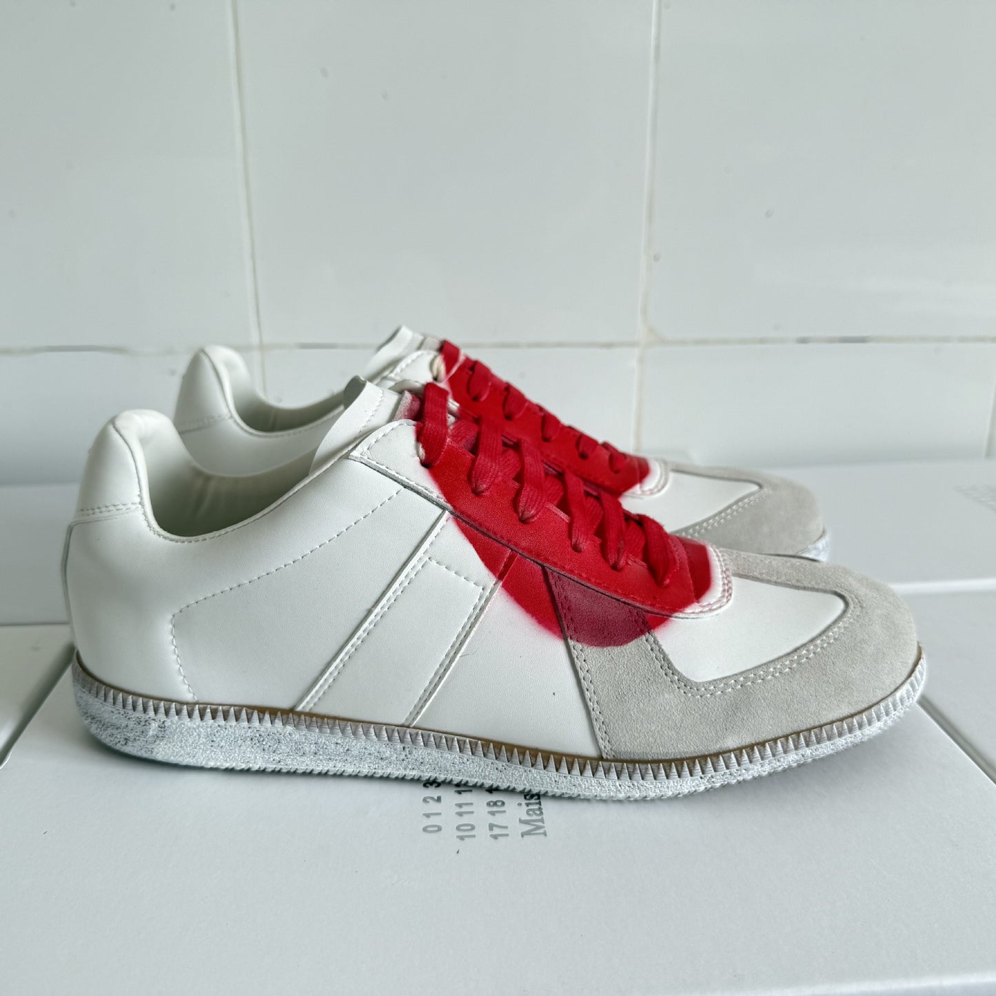 Women's & Men's Rubber Sole Low Top Genuine German Men's Sports Shoes