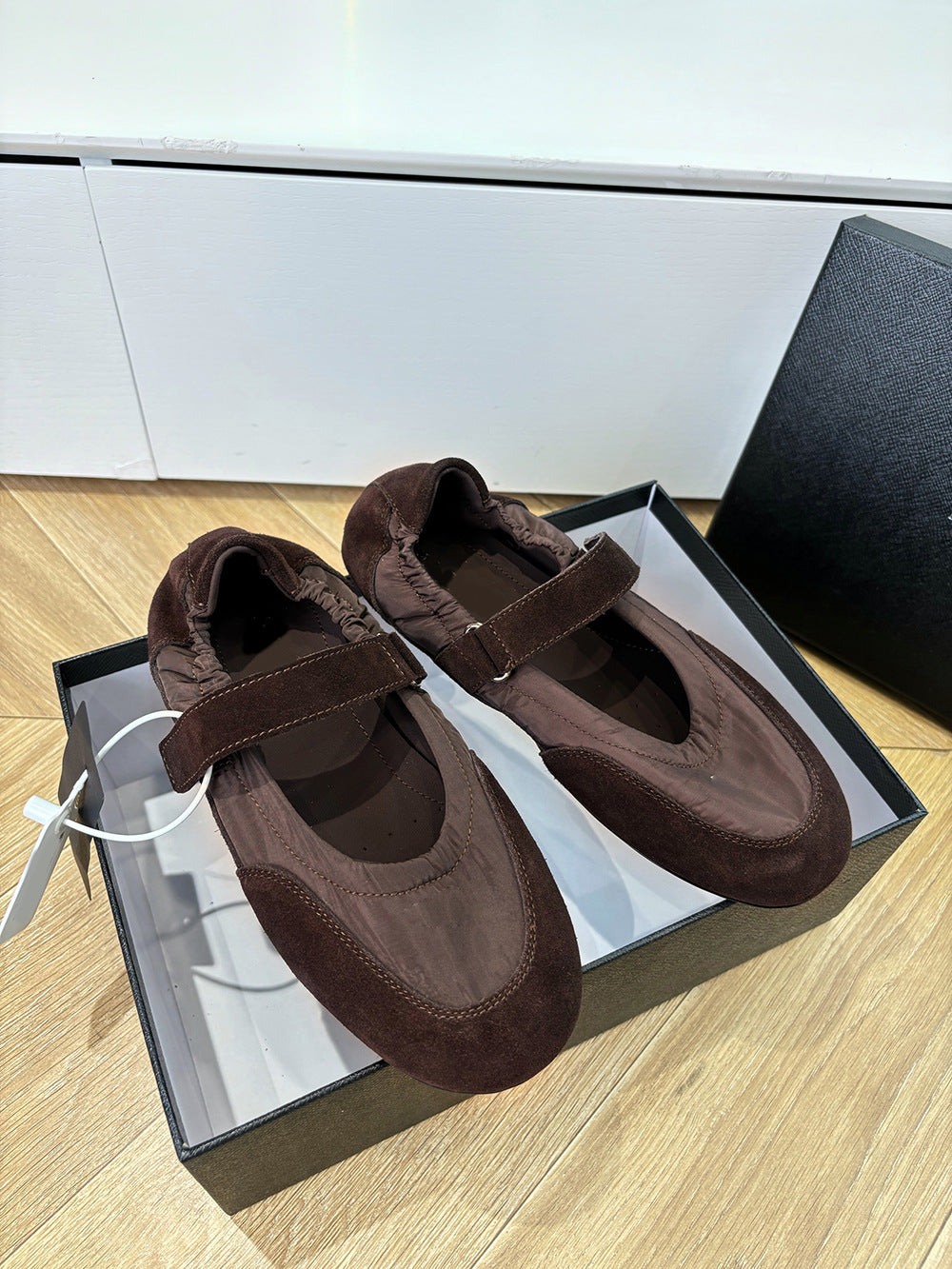 Women's Channel Version Triangle Mark Velcro Mary Jane Lightweight Soft Sole Slippers