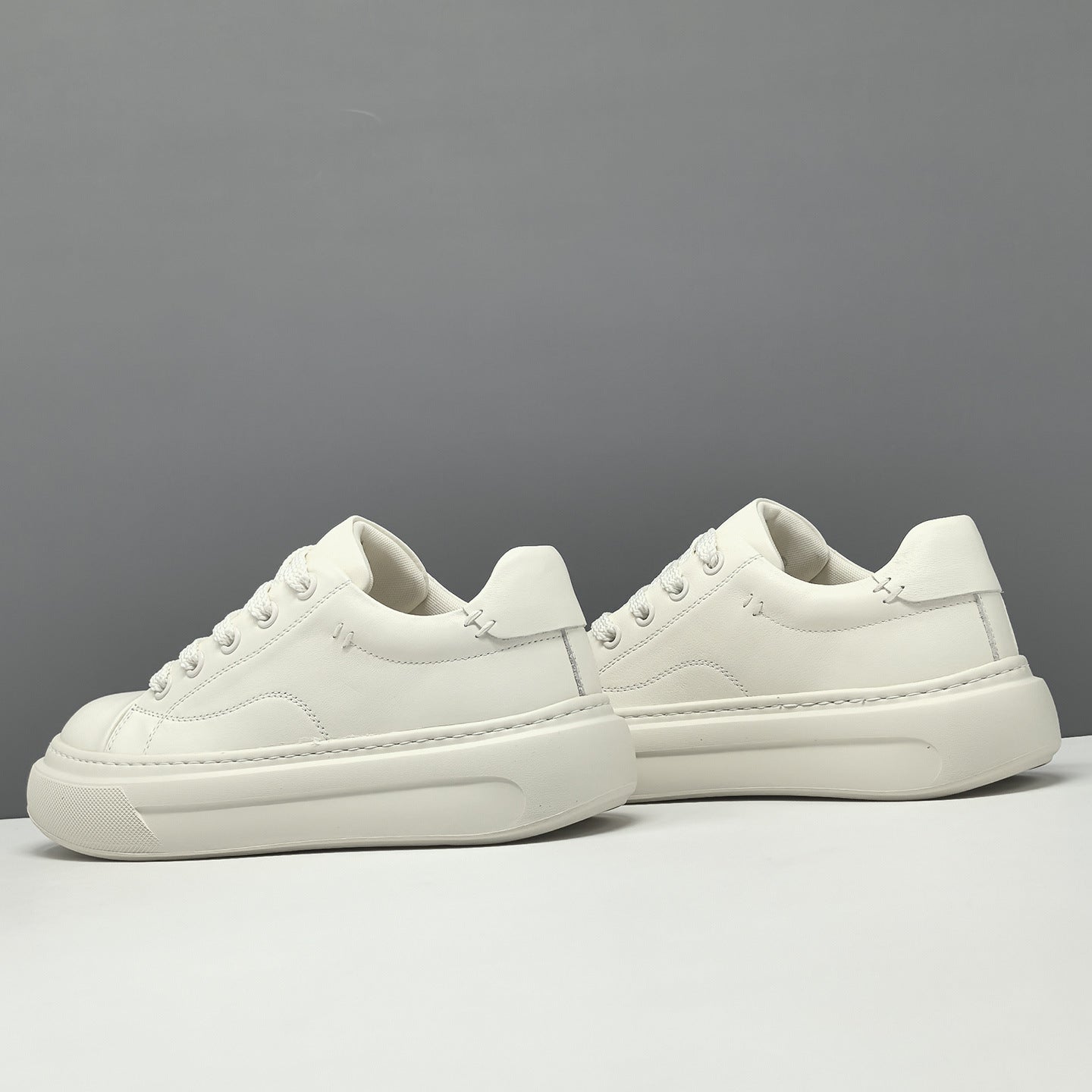 Men's Thick Bottom Fashionable Top Layer Cowhide Casual Shoes