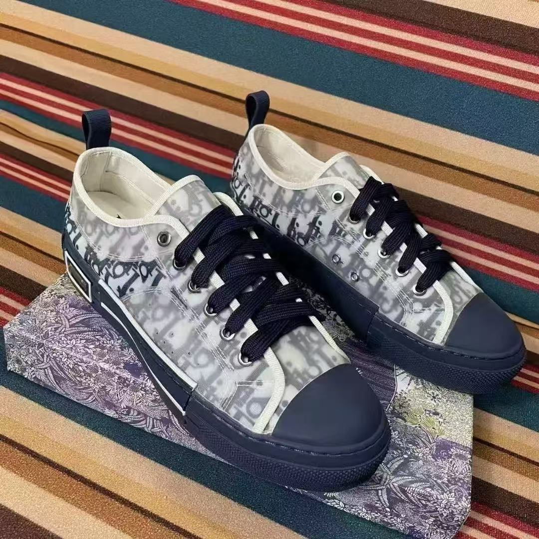 Men's Versatile Board Presbyopic Letters Breathable Sports Casual Shoes