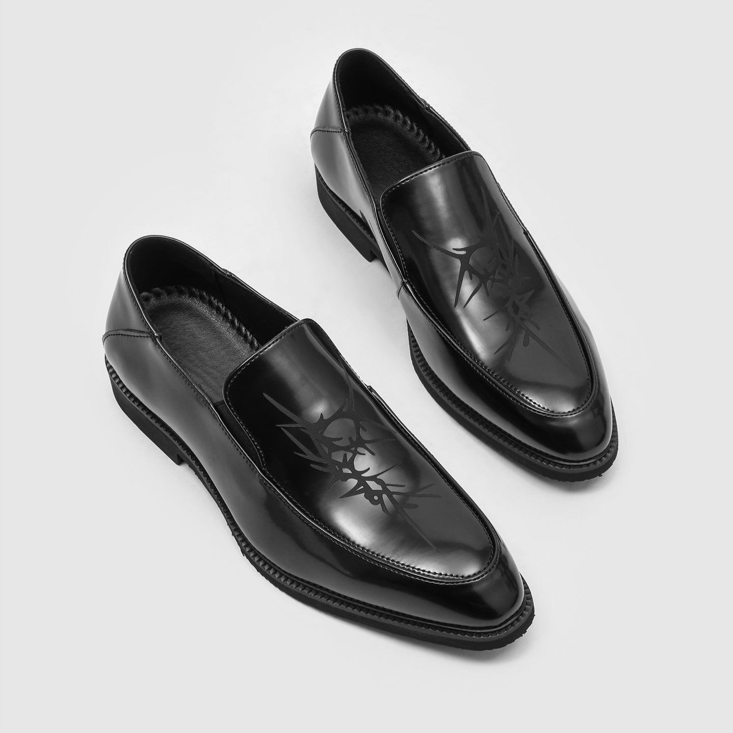 Men's British Style Height Increasing Thorns Pointed Slip-on Platform Men's Casual Leather Shoes
