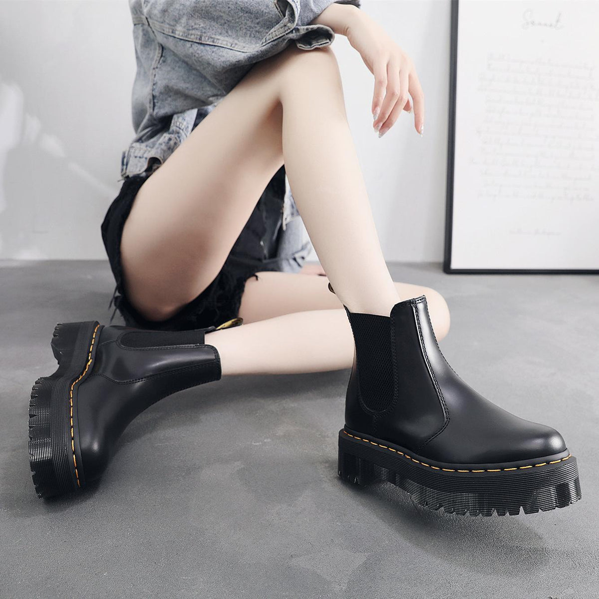 Women's Chelsea Platform Motorcycle British Short Muffin Bottom One Boots