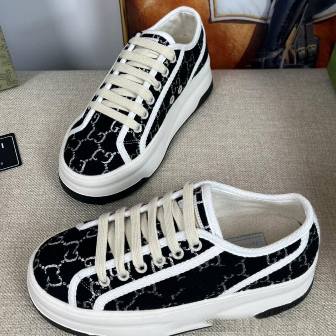 Platform Heightened Vintage Embroidered Board Fashion Canvas Shoes